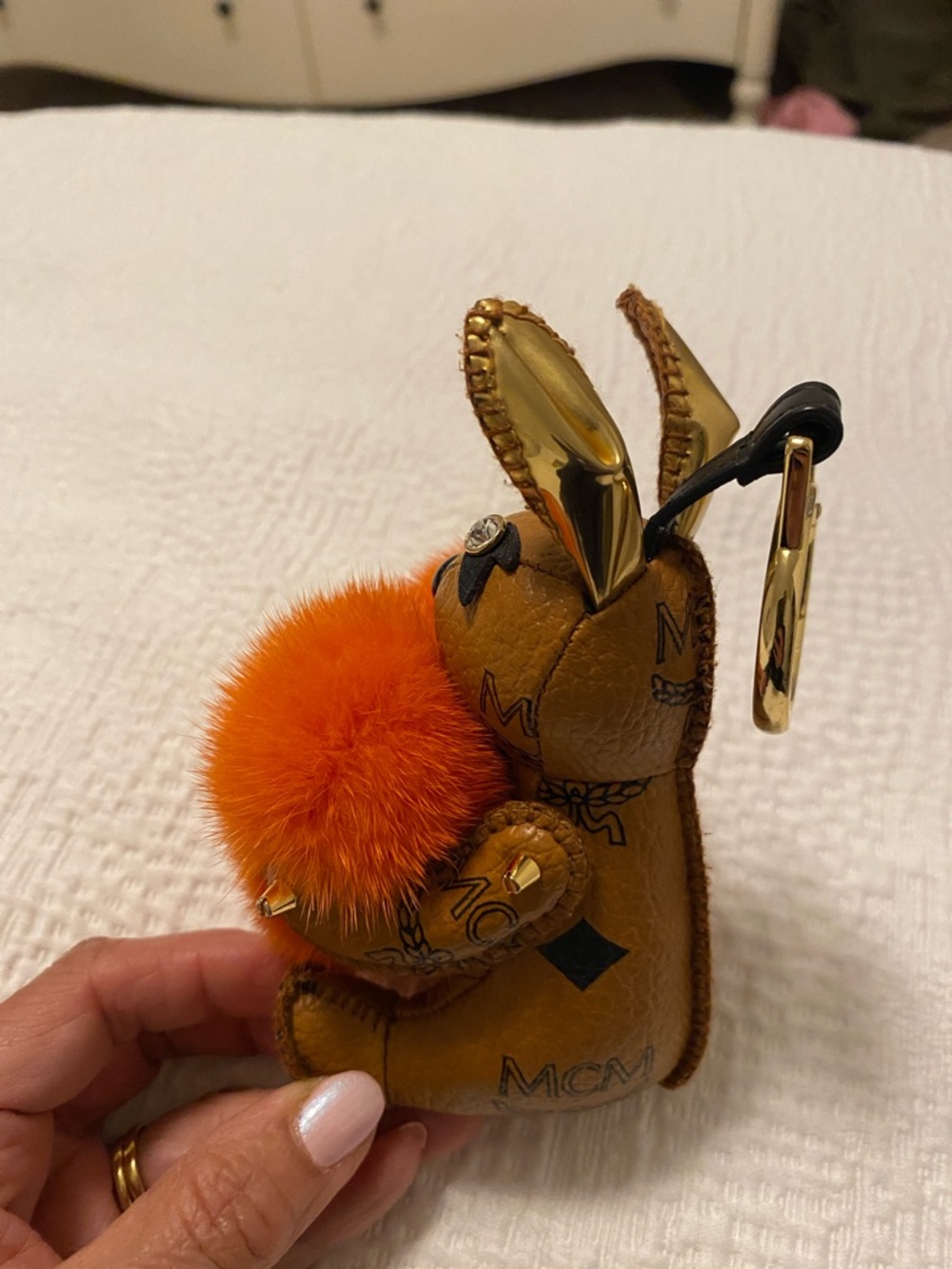 MCM Visetos Rabbit Keychain - Picture 4 of 8